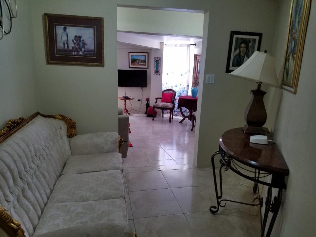 Bella Vista Vacation Apartment Montego Bay Exterior foto