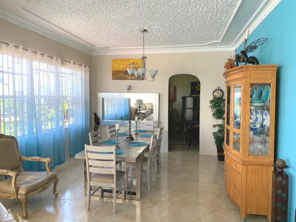 Bella Vista Vacation Apartment Montego Bay Exterior foto